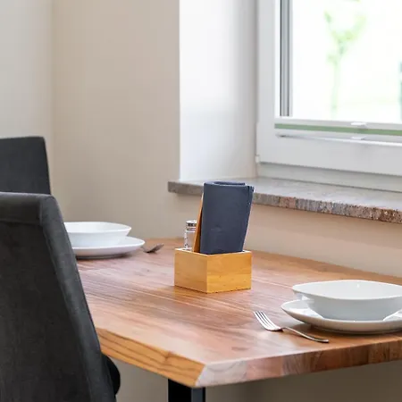 Hisa Polajnarh 아파트 *