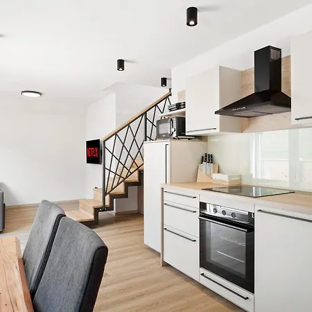 Hisa Polajnarh Apartman *