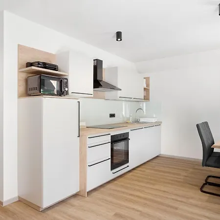 Hisa Polajnarh Apartman