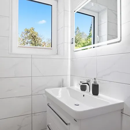 Hisa Polajnarh Bohinji-tó