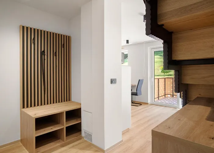 Lejlighed Hisa Polajnarh